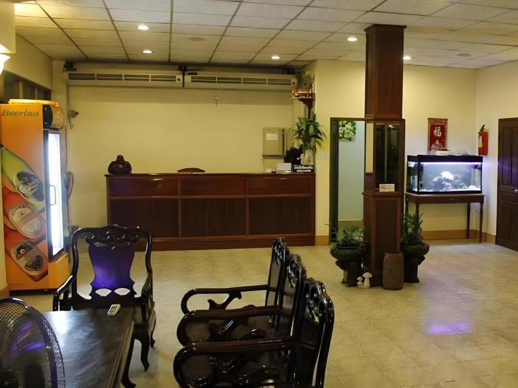 โรงแรมสุวรรณา 2 เวียงจันทน์ ภายนอก รูปภาพ